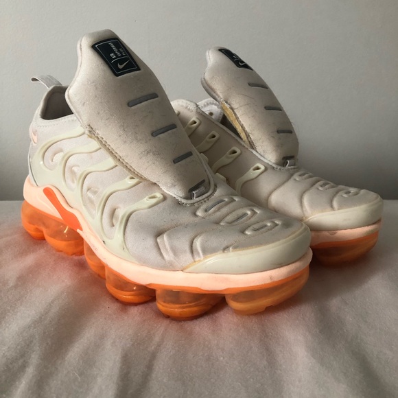 Nike Vapor airmax in creamsicle - Picture 2 of 8